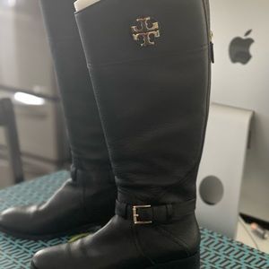 Womens tory burch boot